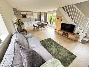 Photo 21- click for photo gallery